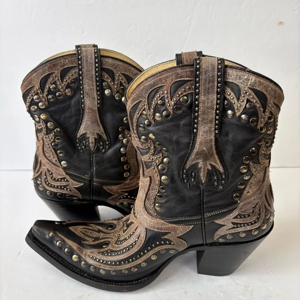 CORRAL Women's Black Distressed Overlay Studded Short Boot Snip Toe Black 9 - Picture 5 of 10